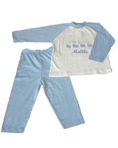 Pyjamas til den lille dreng, lyseblå, kan leveres med broderi af navn